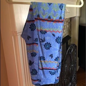 Lularoe Tall & Curvy Leggings